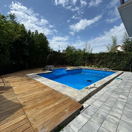 House With Privat Pool & Dream Garden אודלצהאוזן