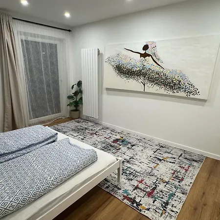 Apartment House With Pool & Dream Garden