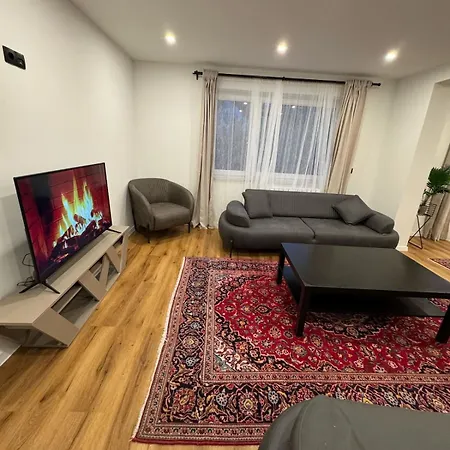 Apartment House With Pool & Dream Garden