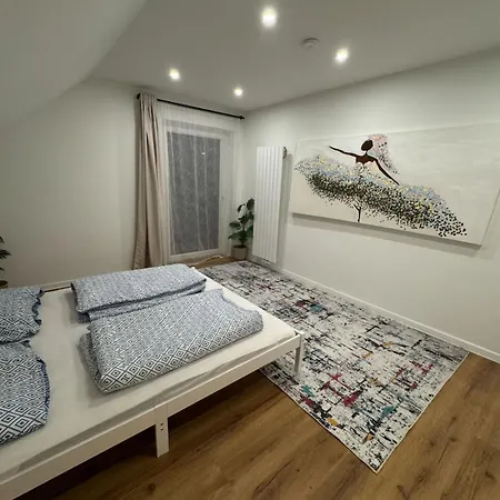 House With Pool & Dream Garden Apartment Odelzhausen