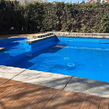House With Pool & Dream Garden