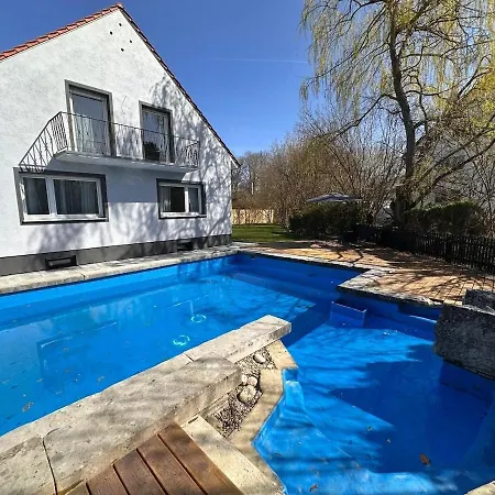 House With Pool & Dream Garden * Odelzhausen