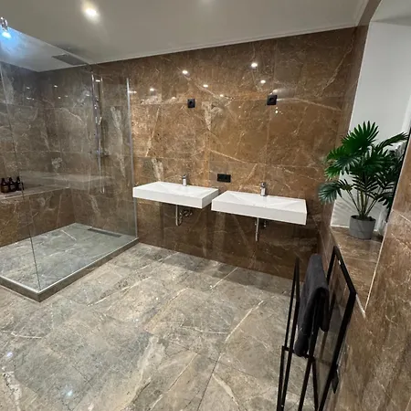 House With Privat Pool & Dream Garden * Odelzhausen