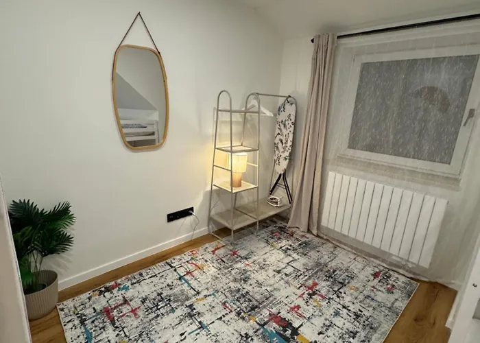 House With Privat Pool & Dream Garden 오델자우젠