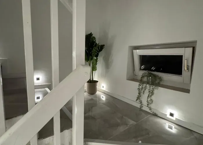 House With Privat Pool & Dream Garden