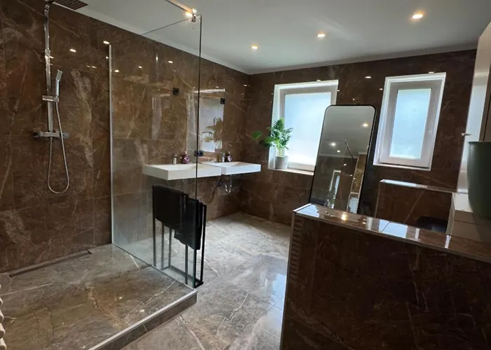 아파트 House With Privat Pool & Dream Garden *